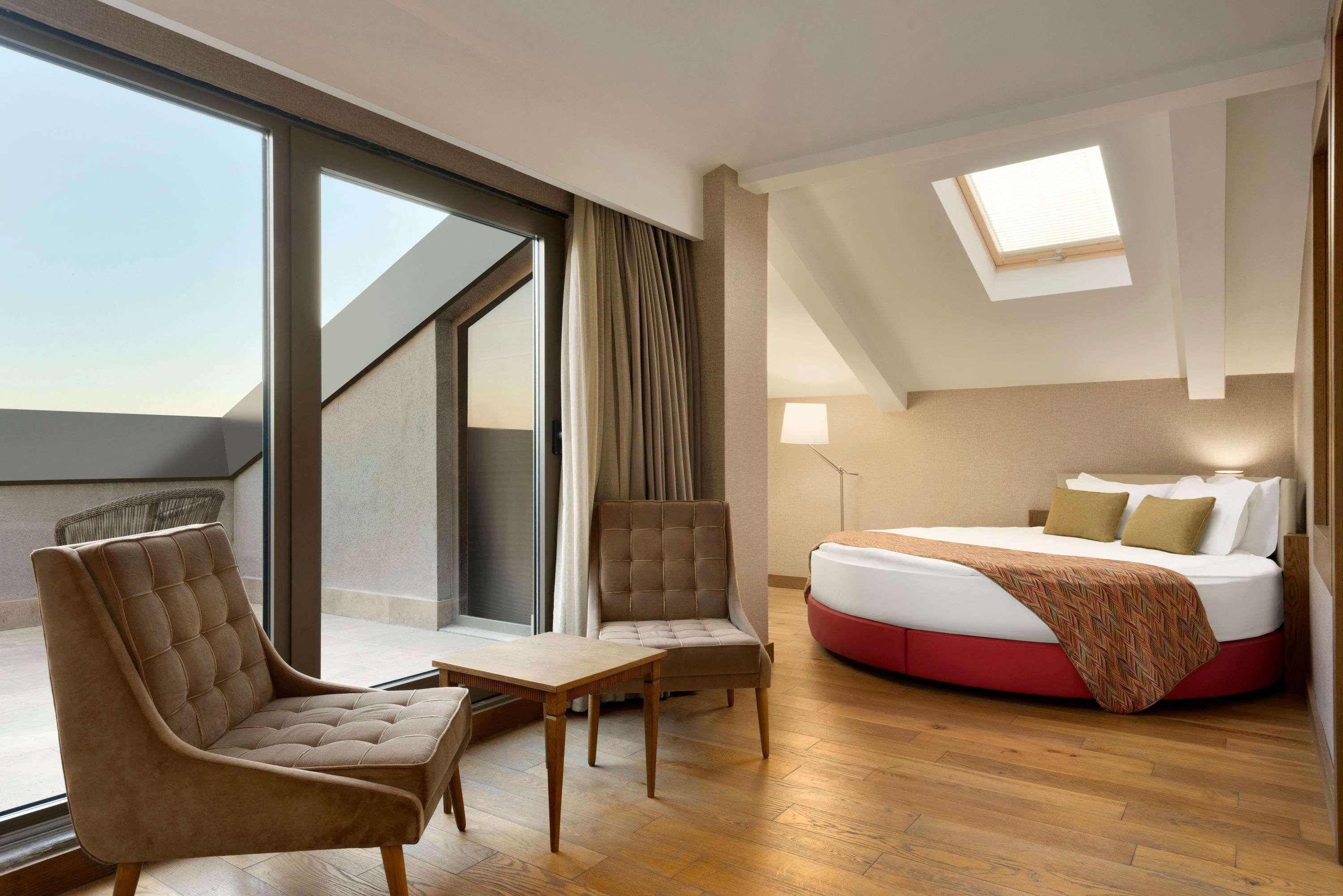 Ramada Hotel & Suites Adana Buitenkant foto