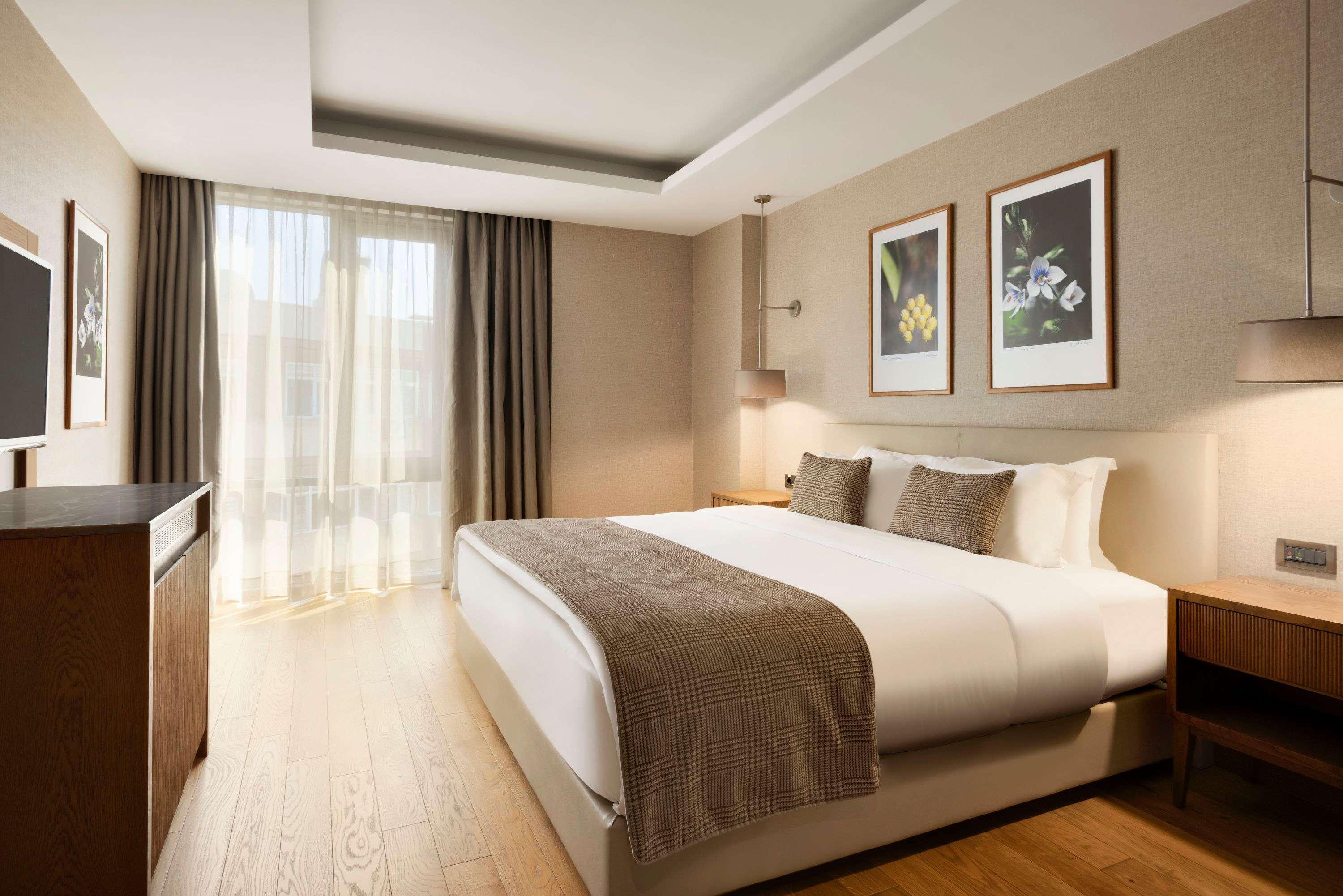 Ramada Hotel & Suites Adana Buitenkant foto