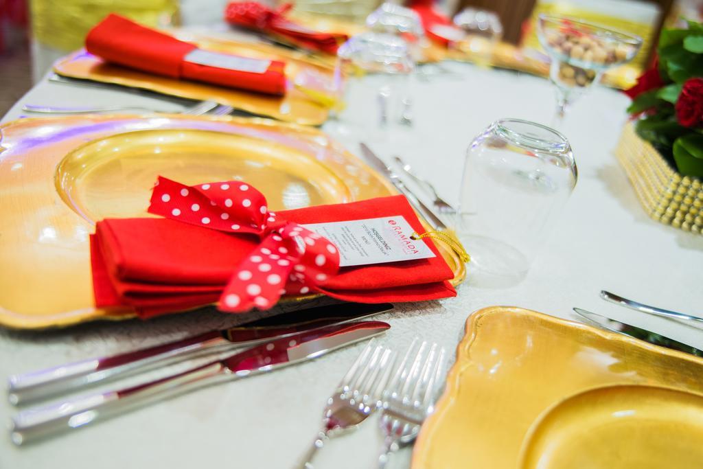 Ramada Hotel & Suites Adana Buitenkant foto